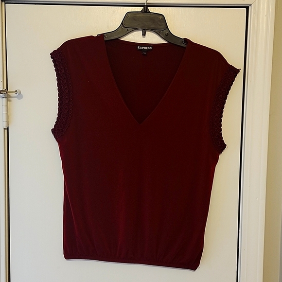 🔥SALE Express Womens Deep Burgundy Sleevless Blouse - Picture 3 of 7
